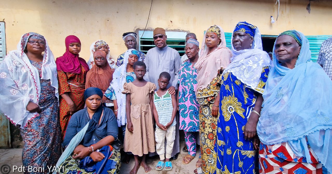 Les événements de 02 mai 2019 à Cadjehoun : YAYI Boni aux côtés de la famille de la victime Orou Petit Assouma