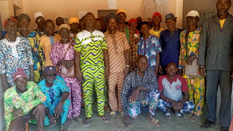 BOUKOMBÉ/RELIGION: Le Chef d’Arrondissement de Manta Calixte Bampina KOUAGOU installe le Comité d’Organisation devant mettre les petits plats dans les grands dans le cadre de la commémoration de la fête des religions Endogènes à Manta commune de Boukombé.