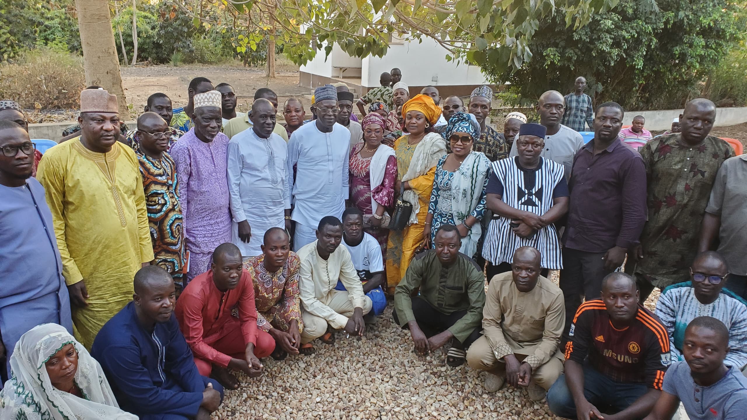 Le président du Bloc Républicain Abdoulaye BIO TCHANÉ est en visite à Djougou.