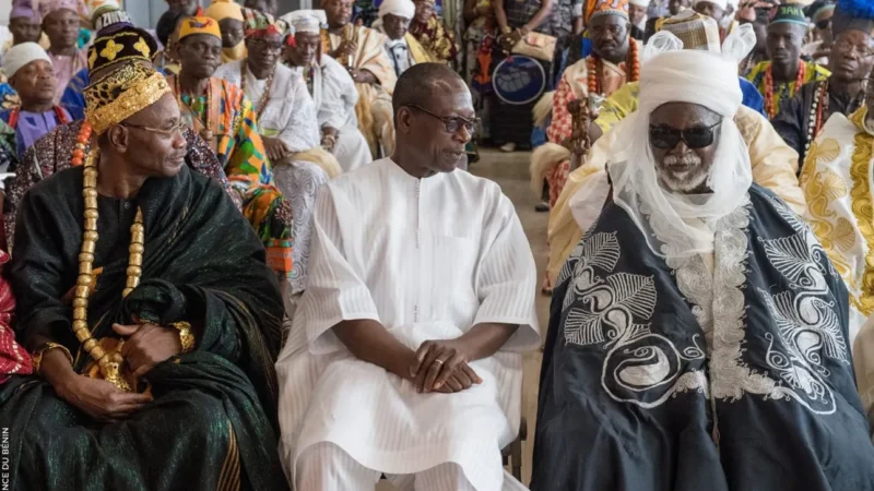 Loi sur la chefferie traditionnelle: Rois, chefs supérieurs, chefs coutumiers militants politiques ont trois mois pour démissionner.