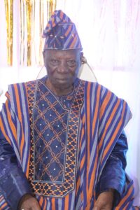 WhatsApp-Image-2026-02-23-at-18.34.33-200x300 Célébration de l’Âge d’Or : Pépé ONI Jean honoré en famille et entre amis