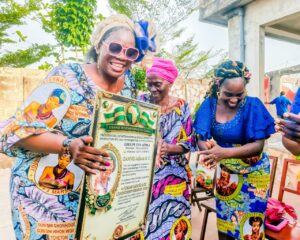 WhatsApp-Image-2026-03-30-at-11.32.18-300x240 VIE ASSOCIATIVE À PARAKOU : Distinction honorifique pour GANVO Clotilde, figure engagée de la promotion féminine à Damagourou